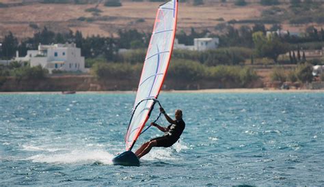 Windsurfing & Kite Surfing – Alpha Omega Studios & Apartments