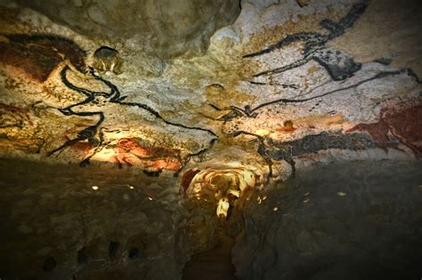 Lascaux caves: New site sheds light on mysterious Palaeolithic art