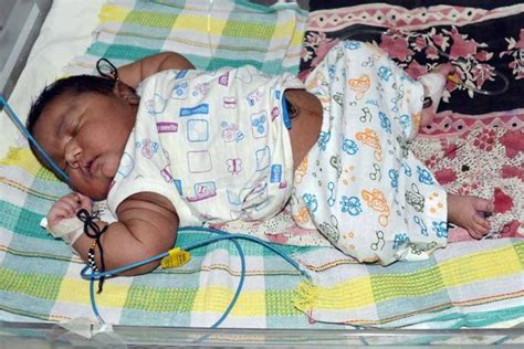 Mum gives birth to the heaviest baby India has ever seen | How big is baby, Baby, New mums