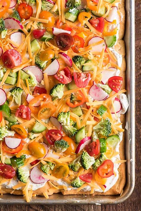 Cold Veggie Pizza: An easy crowd pleasing appetizer - NeighborFood