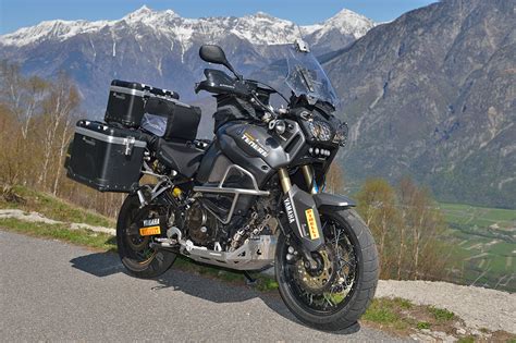 Review of Yamaha XT 1200Z Super Tenere 1200cc: pictures, live photos ...