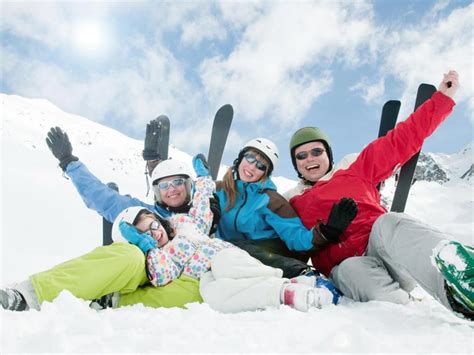 Family Shimla - Manali Trip Package (130559),Holiday Packages to New Delhi, Shimla, Kullu ...