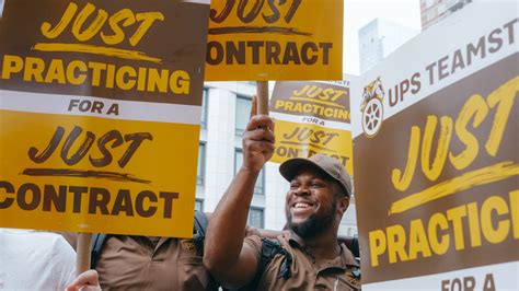 4 things to know before 340,000 UPS teamsters potentially strike : Peoples Dispatch