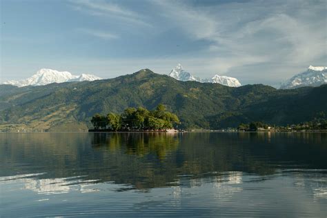 Kathmandu & Pokhara - Lakeside - Waterfront Resort, Lakeside, Pokhara