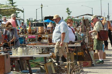 Grayslake North Chicago Illinois Antique Vintage Flea Market