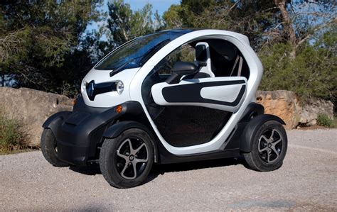 Renault Twizy Electric Minicar First Drive Report: Video