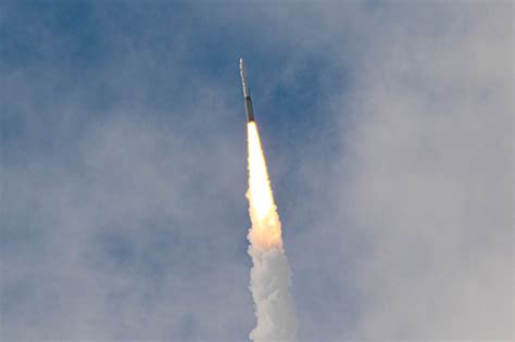 Cold-War-era missile launches three modern-day spy satellites - Ars ...