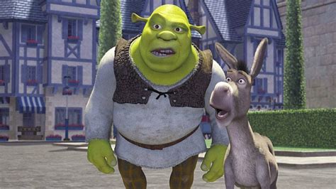 Of course Netflix's new 'watch that scene again' feature pops up during 'Shrek' | Mashable