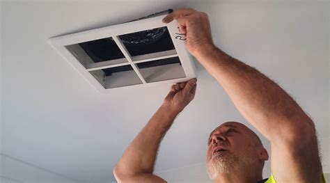 Ceiling Vent Replacement for Air conditioning. Air HQ Joondalup, Perth WA.