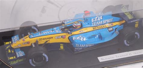 HOT WHEELS 1:18 SCALE DIECAST MODEL FORMULA ONE CAR