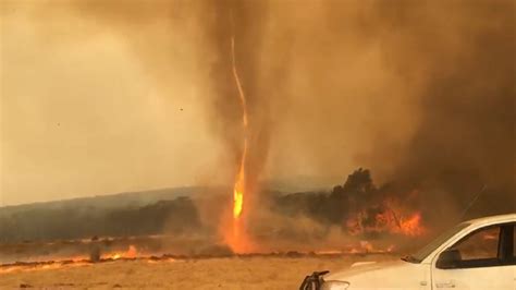 Australian wildfires: Fire tornado caught on camera on Kangaroo Island - ABC7 New York