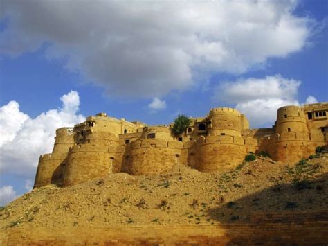 Jaisalmer Fort: Get the Detail of Jaisalmer Fort on Times of India Travel