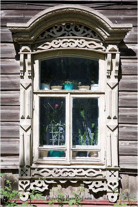 Fancy window frame | Russian windows and wooden architecture | Pinter…