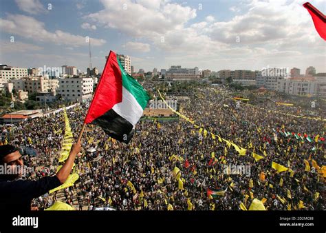 Fatah Flag High Resolution Stock Photography and Images - Alamy