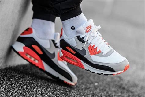 How to Style the Nike Air Max 90 - KLEKT Blog