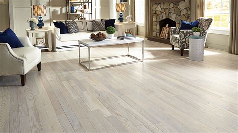 26 Stunning Most Popular Hardwood Floor Colors | Unique Flooring Ideas