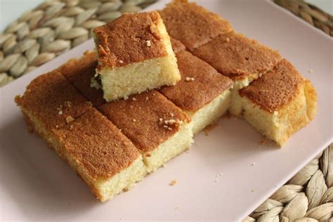 Easy Sponge Cake Recipe - Basic Sponge Cake - Yummy Tummy