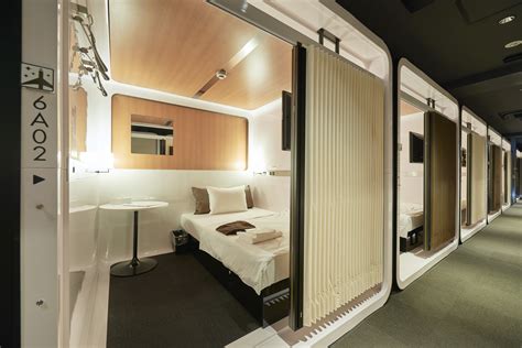 Capsule Hotel Tokyo - Homecare24