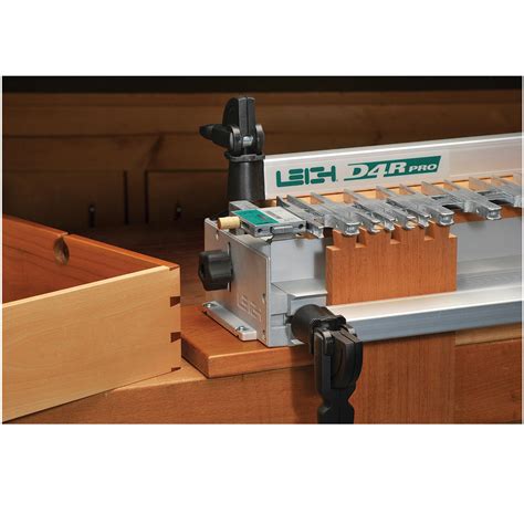 Leigh - D4R-PRO Dovetail Jig | Dovetail jig, Woodworking magazine, Box joints