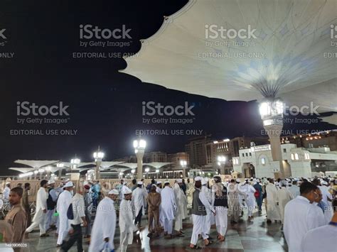 Beautiful Night Time View Of Masjid Alnabawi Madinah Stock Photo ...