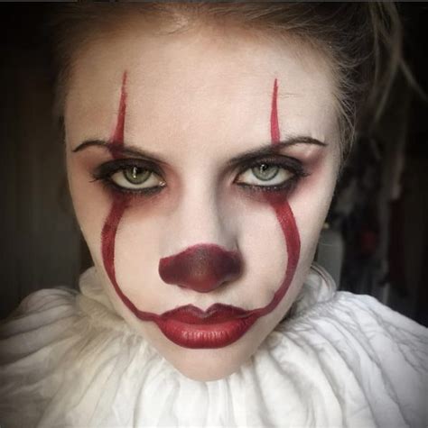 Clown Makeup Inspired By 'It' Is All Over Instagram & You’ll Be Terrified