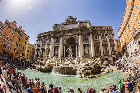 The AMAZING Trevi Fountain in Rome, Italy! www.polkadotpassport.com | Trevi fountain, Adventure ...