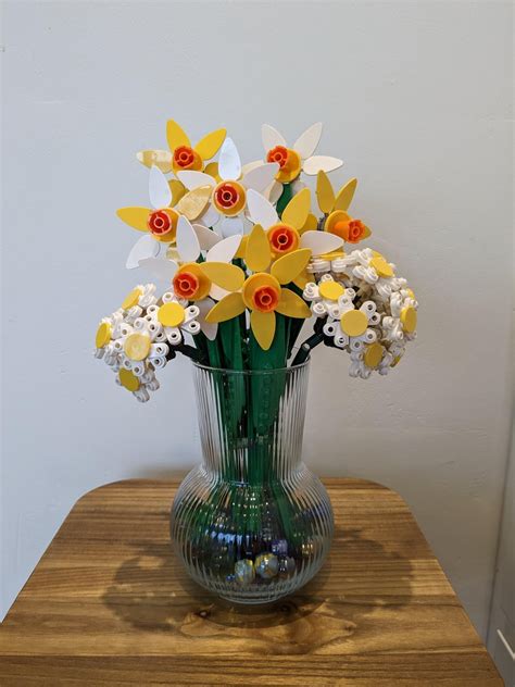 Flower arrangements - Spring edition! 💐 : r/lego