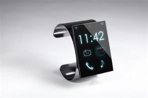 From Google Glass to “Smart” Watches: Are Wearables the Future of Commerce?