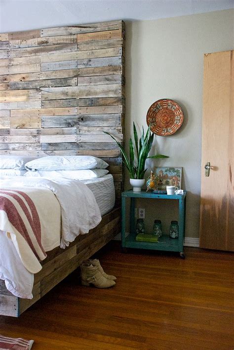 30 Ingenious Wooden Headboard Ideas for a Trendy Bedroom