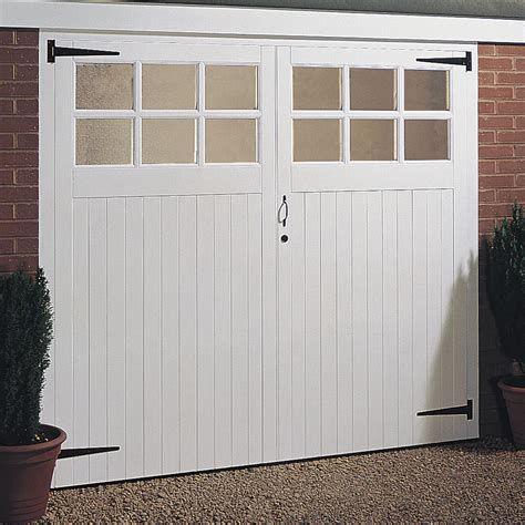 Traditional wooden garage doors – Journal of interesting articles