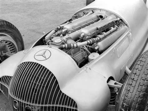 1938 Mercedes-Benz W154 | Review | SuperCars.net