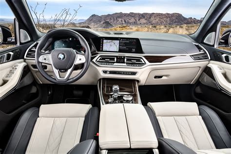 BMW X7 Review - GTspirit