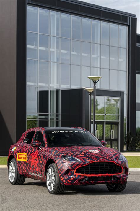 Aston Martin DBX Gallery - SlashGear