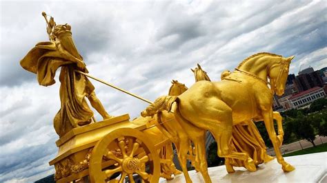 You can only get a close up look at the Quadriga (Latin for four-horse chariot) at the MN State ...