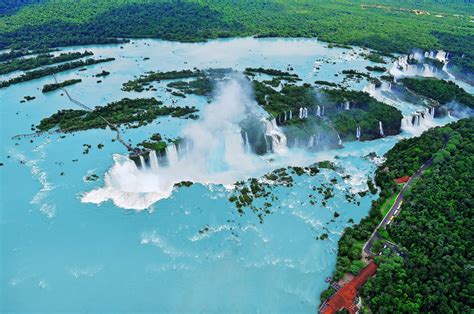 Brazil Adventure Tour - Rio, Iguacu Falls and the Amazon Rainforest