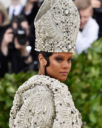 Met Gala 2018: Rihanna Is Wearing a Pope Hat