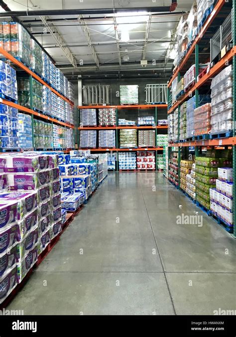 Costco wholesale warehouse Stock Photo - Alamy