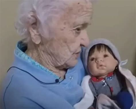 Doll therapy may help Alzheimer's patients in remarkable ways