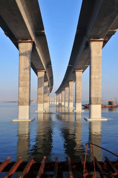 Mega Bridges: Jiaozhou Bay Bridge