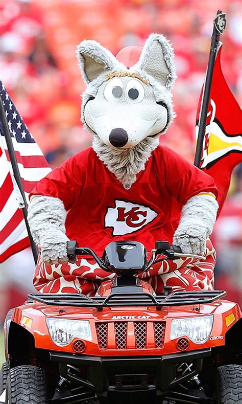 Chiefs' mascot reaches settlement over injury during zip line stunt | FOX Sports