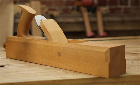 1 wooden hand plane - The English Woodworker