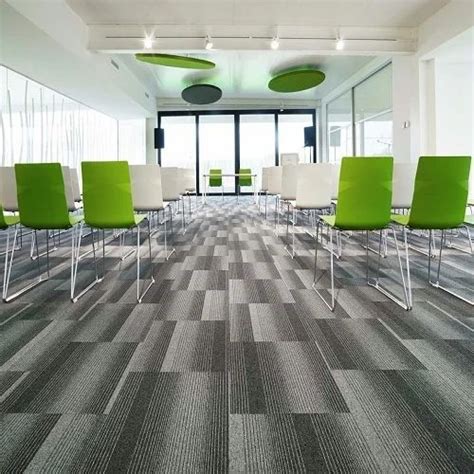 Plain Polyester Modern Office Floor Carpet at Rs 60/square feet in Mumbai | ID: 16412216633