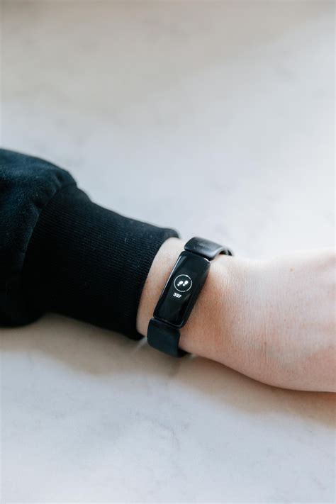 FitBit Inspire 2 Review - wit & whimsy | Lifestyle Blog