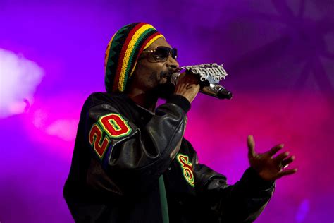 Meet Reddit's Newest Investor, Snoop Dogg - Newsweek