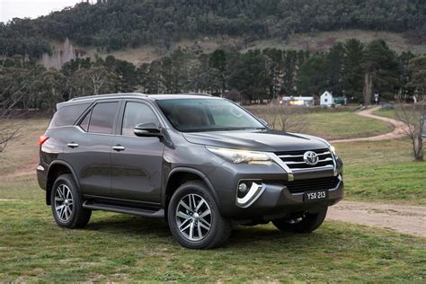 2016 Toyota Fortuner Debuts in Australia and Thailand with 177 HP 2.8 Mill - autoevolution