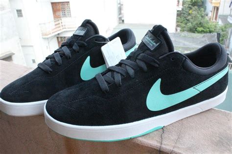 Nike SB Eric Koston 'Black/Mint'- SneakerFiles