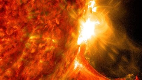 The most POWERFUL solar storm to ever hit Earth; The TRUTH behind Carrington event | Tech News