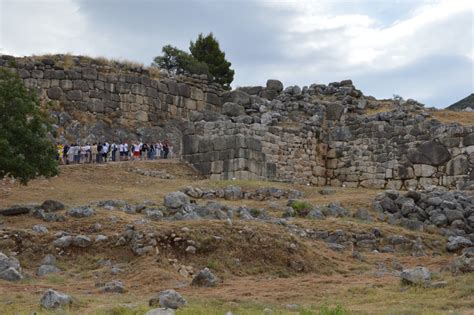 Cyclopean walls (Mycenae) | The Brain Chamber