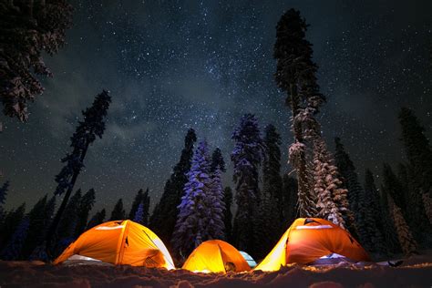 camping under starry night - 3Steps