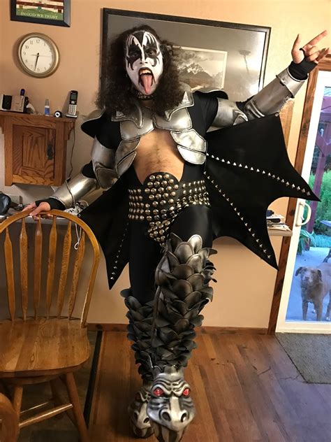 KISS COSTUMES & BOOTS: ANOTHER ATISFIED CUSTOMER WITH HIS GENE SIMMONS DESTROYER REPLICA COSTUME